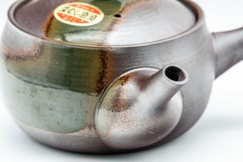 Tezumi — Japanese Kyusu - Green Ash Glazed Banko-yaki (萬古焼) Teapot - 275ml — side profile showing the spout and handle