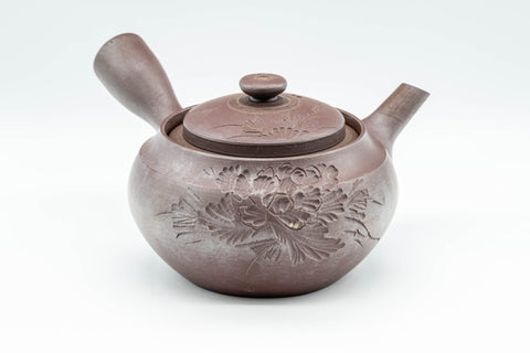 Tezumi — Japanese Kyusu - Large Banko-yaki 萬古焼 Teapot with Floral Motif - 500ml — side view with the lid and side handle