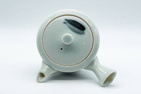 Tezumi — Japanese Kyusu - Porcelain Debeso Teapot - 250ml — top-down view of the lid