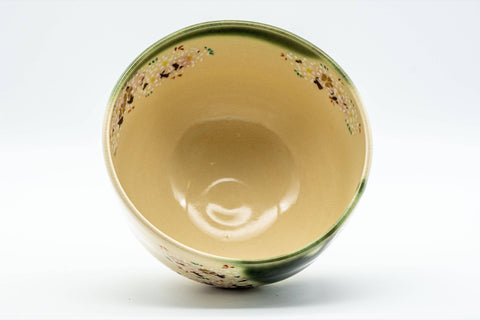 Japanese Matcha Bowl - 宝泉 Hosen Ninsei Cherry Blossom KIyomizu-yaki Chawan - 400ml - overhead view of the bowl interior