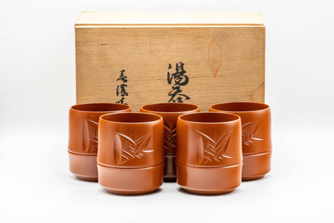 Japanese Teacups - Set of 5 Bamboo Tokoname-yaki Yunomi with Gift Box - 125ml - the five teacups arranged with their wooden gift box