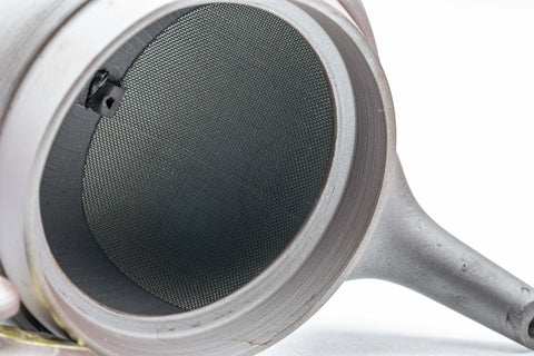 Tezumi — Japanese Kyusu - Classic Banko-yaki Teapot - 220ml — interior view showing the filter