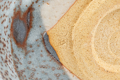 Japanese Matcha Bowl - Tall Yuzuhada Shino Glazed Hantsutsu-gata Chawan - 500ml