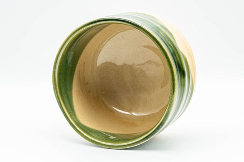 Japanese Matcha Set - Oribe-yaki Chawan with Bamboo Chasen Whisk and Chashaku Scoop - 450ml - inverted bowl showing the foot and base