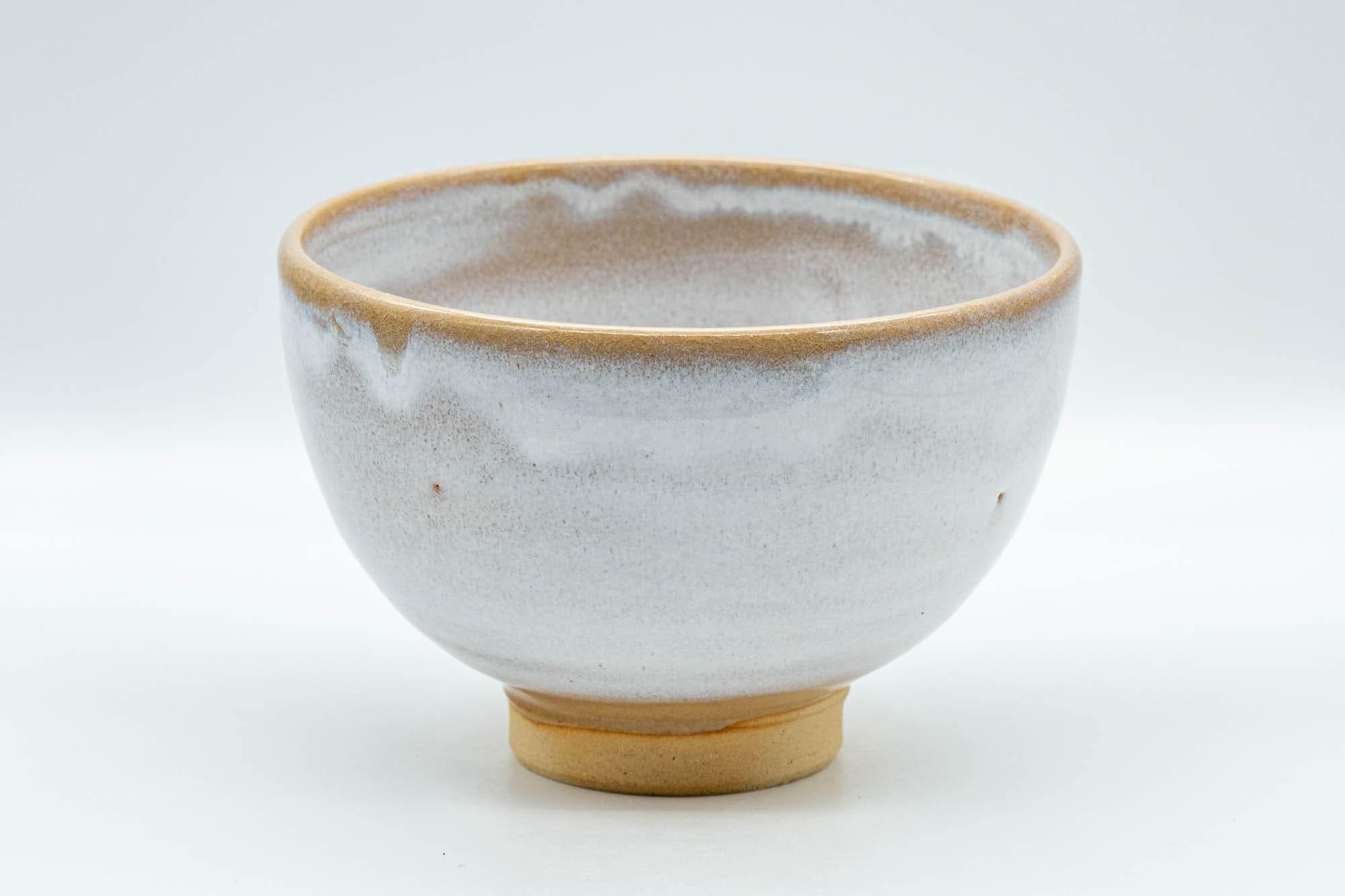 Japanese Matcha Bowl - 渓流山 Beige and Milky White Glazed Chawan - 450ml - Tezumi