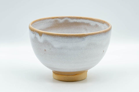 Japanese Matcha Bowl - 渓流山 Beige and Milky White Glazed Chawan - 450ml - Tezumi