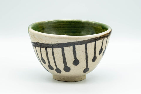 Japanese Matcha Bowl - Sugi-nari Oribe-yaki Chawan - 400ml - front view showing the green Oribe glaze and iron-painted geometric pattern