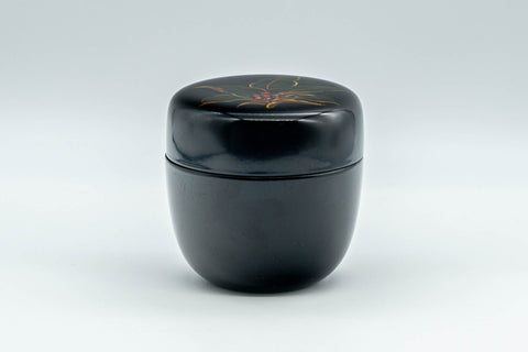 Japanese Natsume - Jeweled Lacquer Matcha Tea Caddy - 100ml - closed, upright side view of the black lacquer caddy