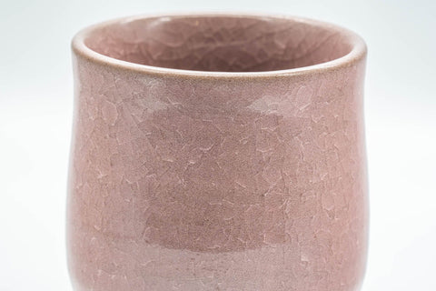 Japanese Teacup - Tachikichi Pink Snowflake Glazed Yunomi - 200ml - closeup of the crazed pink snowflake glaze