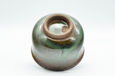 Tezumi — Japanese Teacups - Set of 3 Olive and Purple Yunomi - 150ml — closeup of the foot