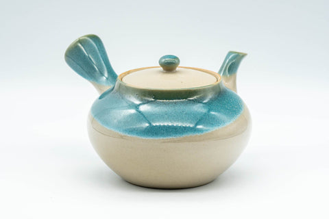 Japanese Tea Set - 上野焼 Agano-yaki Debeso Kyusu Teapot with 4 Yunomi Teacups - side profile of the teapot with the handle to the left