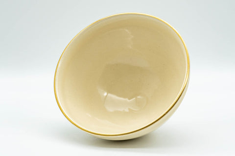 Japanese Matcha Bowl - Kyo-yaki Tenmoku-gata Chawan by Tezuka Kiriho - 250ml - top-down view into the crazed cream interior