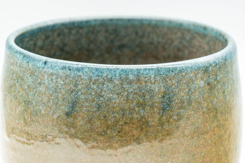 Japanese Matcha Bowl - Beige and Blue Crazed Glaze Chawan - 350ml - Tezumi
