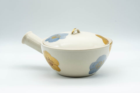Tezumi — Japanese Kyusu - Floral Porcelain Debeso Teapot - 400ml — side view showing the spout