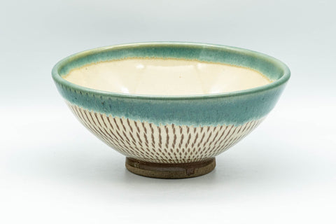 Japanese Matcha Bowl - Teal Drip-Glazed Agano-yaki Chawan - 250ml - front view of the Agano-yaki bowl