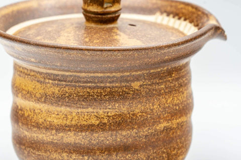 Japanese Shiboridashi - Brown Spiraling Akogi-yaki Teapot - 160ml - Tezumi