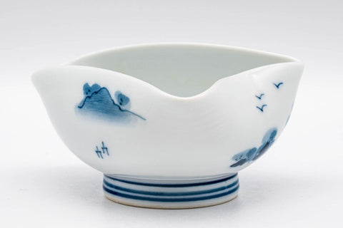 Tezumi — Japanese Katakuchi - Hataman Toen (畑萬陶苑) Porcelain Water Cooler - 40ml — closeup of the foot