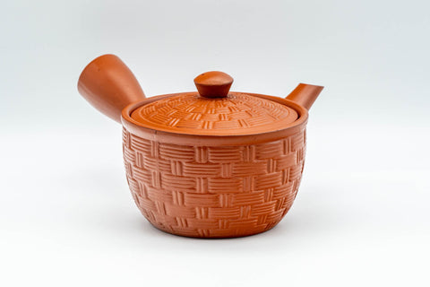 Tezumi — Japanese Kyusu - Basket-patterned Tokoname-yaki Teapot - 200ml — top-down view of the lid