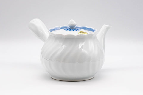 Japanese Kyusu - White Porcelain Arita-yaki Debeso Teapot - 300ml - front view from a second angle