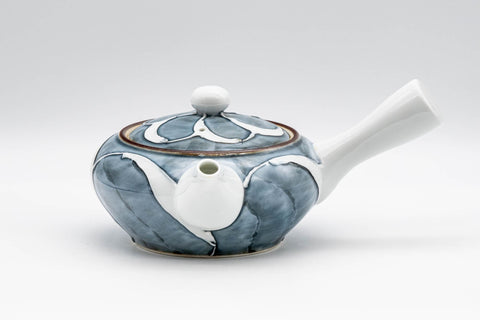 Japanese Kyusu - Porcelain Swirl Debeso Teapot - 280ml - top view showing the lid and blue-and-white swirl pattern