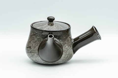 Japanese Tea Set - Yokoishi Gagyu Musashino Kyusu with 5 Yunomi - side view of the kyusu showing the side handle and spout