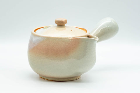 Japanese Tea Set - Tsubaki Kiln Hagi-yaki Kyusu Teapot with 6 Yunomi Teacups - top view of the teapot showing the lid