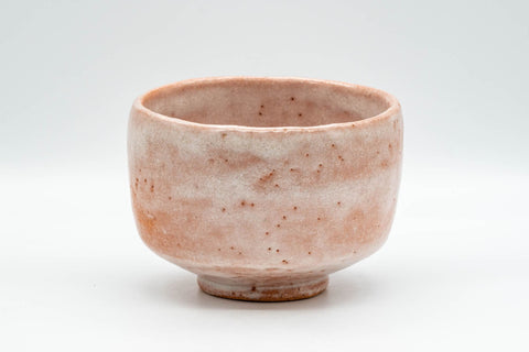 Japanese Matcha Bowl - Pink and White Hantsutsu-gata Chawan - 400ml - front view of the hantsutsu-gata bowl