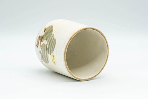 Tezumi — Japanese Teacup - Large Tsutsu-gata Kiyomizu-yaki Yunomi - 230ml — three-quarter view
