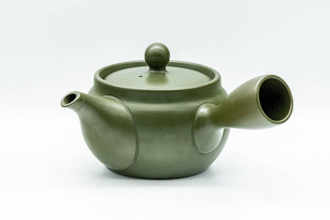 Tezumi — Japanese Kyusu - Green Ryokudei Tokoname-yaki Teapot - 325ml — side view showing the spout