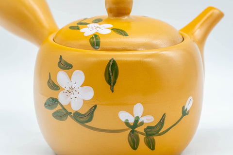 Japanese Kyusu - Decorative Plum Blossom Tokoname-yaki Teapot - 300ml - Tezumi