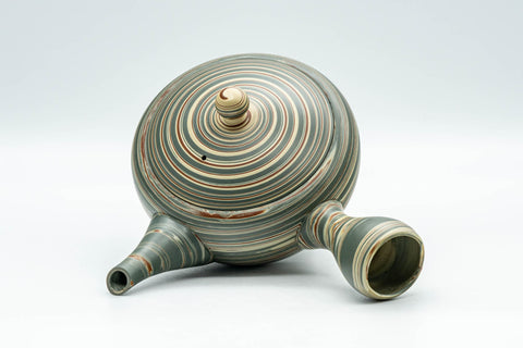 Tezumi — Japanese Kyusu - Green Nerikomi Tokoname-yaki Teapot - 250ml — interior view showing the filter