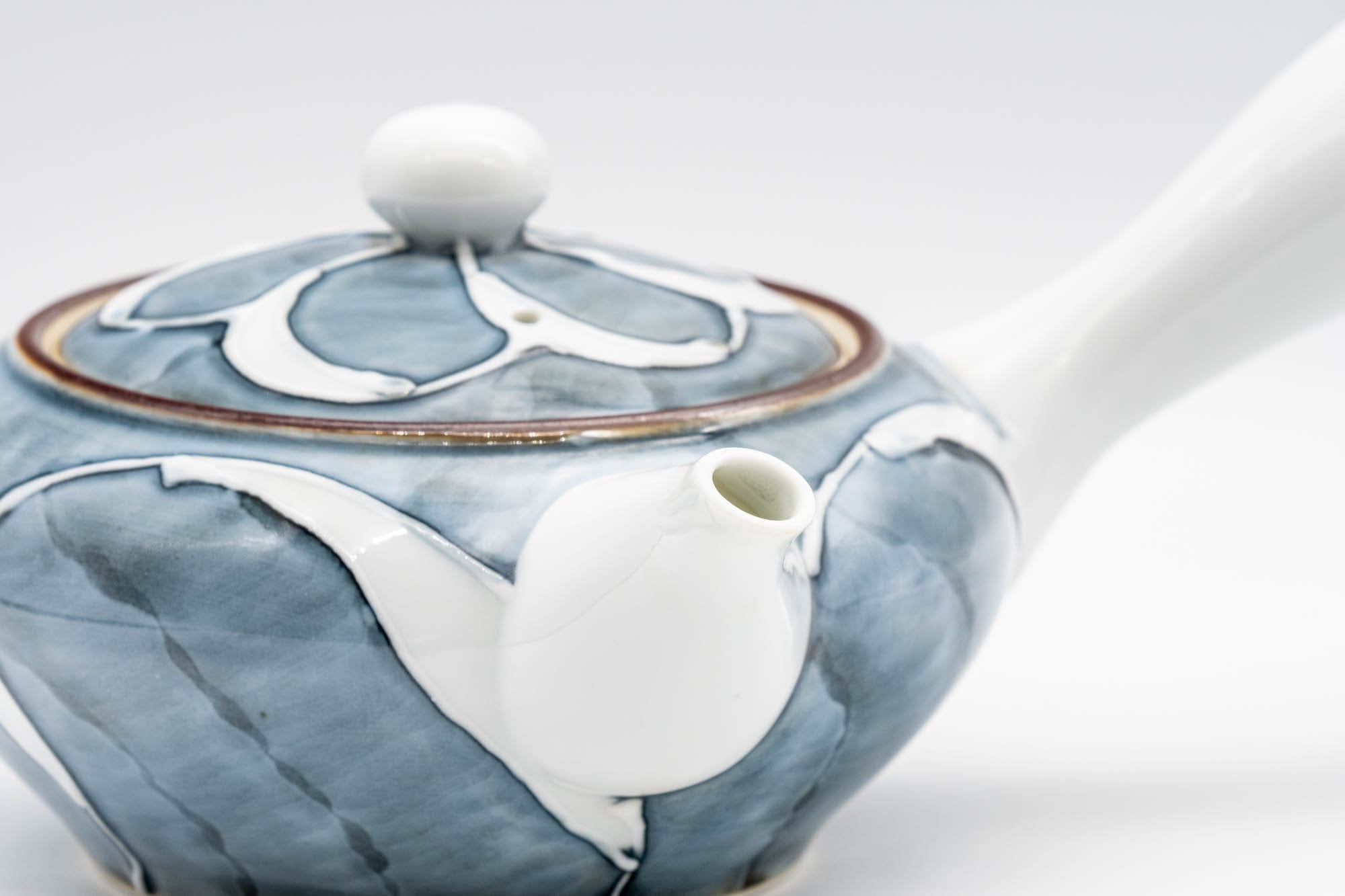 Japanese Kyusu - Porcelain Swirl Debeso Teapot - 280ml