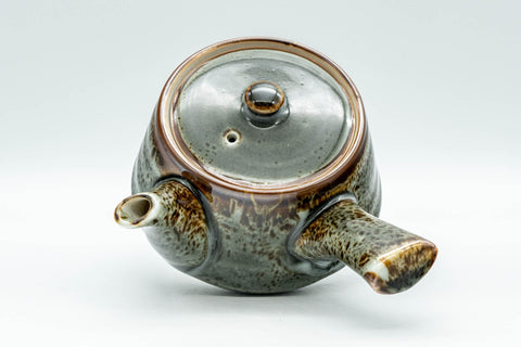 Japanese Tea Set - Drip-Glazed Debeso Kyusu Teapot with 5 Yunomi Teacups - top-down view of the teapot lid