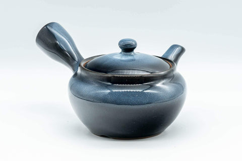Tezumi — Japanese Kyusu - Blue Gradient Mesh Filter Teapot - 340ml — top-down view of the lid