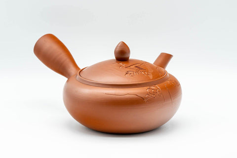 Tezumi — Japanese Kyusu - Engraved Tokoname-yaki Debeso Teapot - 325ml — top-down view of the lid