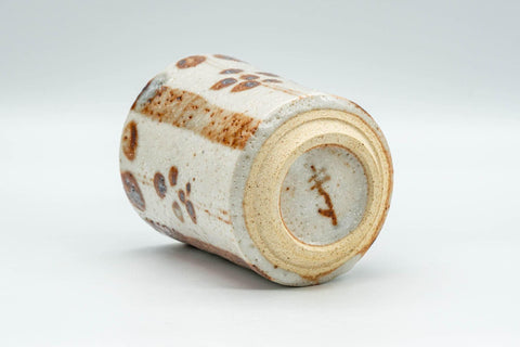 Tezumi — Japanese Teacup - Floral Shino Glazed Tsutsu-gata Yunomi - 160ml — tipped to show the interior