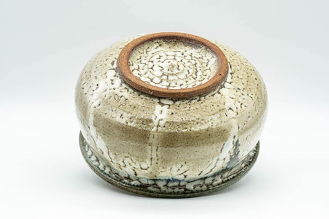 Tezumi — Japanese Kensui - Beige Blue Shino Glazed Water Bowl - 750ml — top-down view of the interior