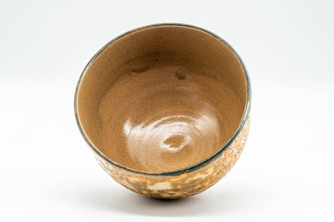 Tezumi — Japanese Matcha Bowl - Textured Ash-Glazed Wan-nari Chawan - 400ml — three-quarter view