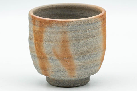 Tezumi — Japanese Teacup - 緋襲 Hidasuki Bizen-yaki Guinomi - 50ml — tipped to show the interior