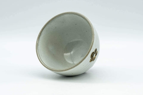 Tezumi — Japanese Teacup - Floral Grey Glazed Yunomi - 70ml — three-quarter view