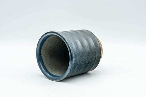 Tezumi — Japanese Teacup - Matte Blue Spiraling Yunomi - 160ml — three-quarter view