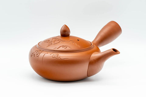 Tezumi — Japanese Kyusu - Engraved Tokoname-yaki Debeso Teapot - 325ml — three-quarter view