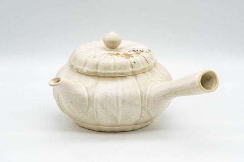 Tezumi — Japanese Kyusu - Floral Pumpkin-shaped Debeso Teapot - 300ml — three-quarter view