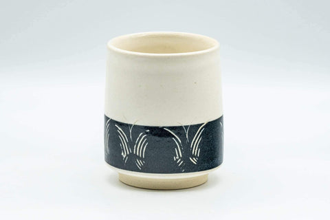 Tezumi — Japanese Teacup - Butterflies Black and White Yunomi - 190ml — front view