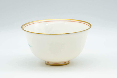 Tezumi — Japanese Teacup Set - 5 White Gold Floral Porcelain Yunomi in Wooden Box - 140ml — three-quarter view