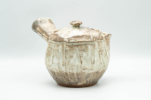 Japanese Tea Set - Notomi Choun, Daikazan Kiln - Beige Hagi-yaki Do-ake Kyusu Teapot with 5 Yunomi Teacups - front view of the teapot