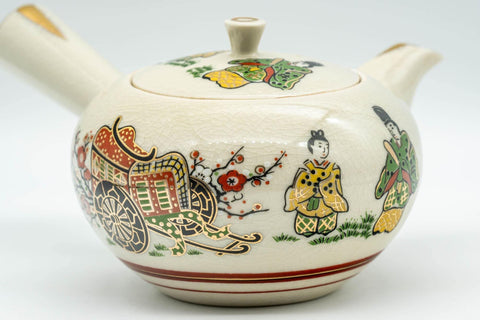Tezumi — Japanese Kyusu - Golden Villagers Kutani-yaki Debeso Teapot - 300ml — closeup of the decoration