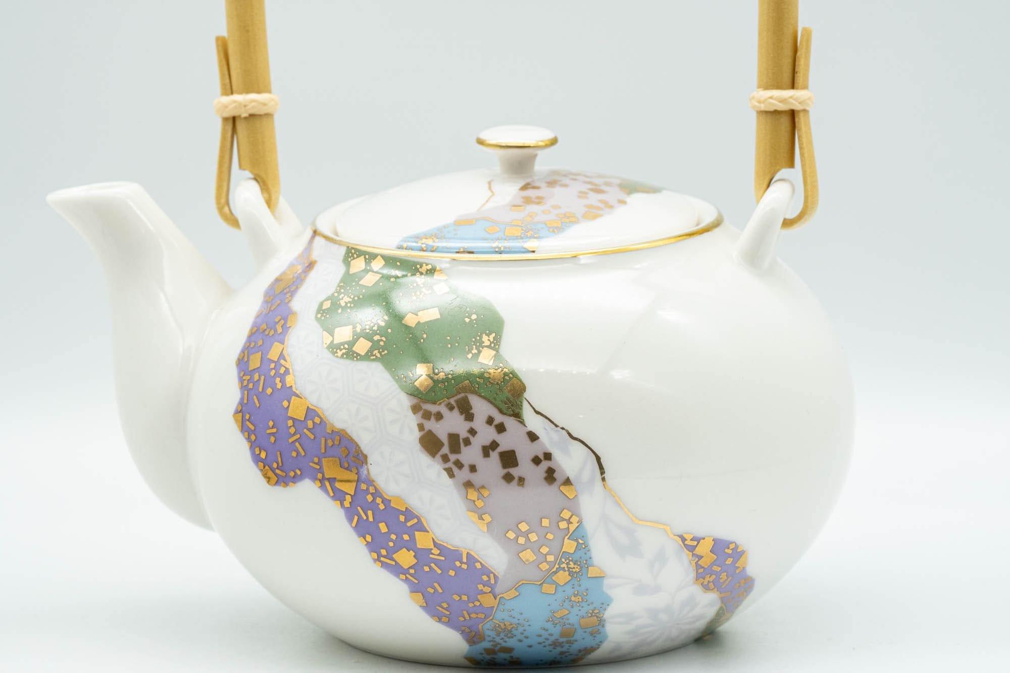 Japanese Dobin - Wavy Patterned Porcelain Arita-yaki Debeso Teapot - 500ml - Tezumi