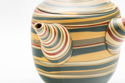 Japanese Kyusu - Nerikomi Tokoname-yaki Do-ake Teapot - 200ml - closeup of the nerikomi marbled striping