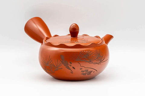 Tezumi — Japanese Kyusu - Crowned and Engraved Tokoname-yaki Teapot - 275ml — three-quarter view